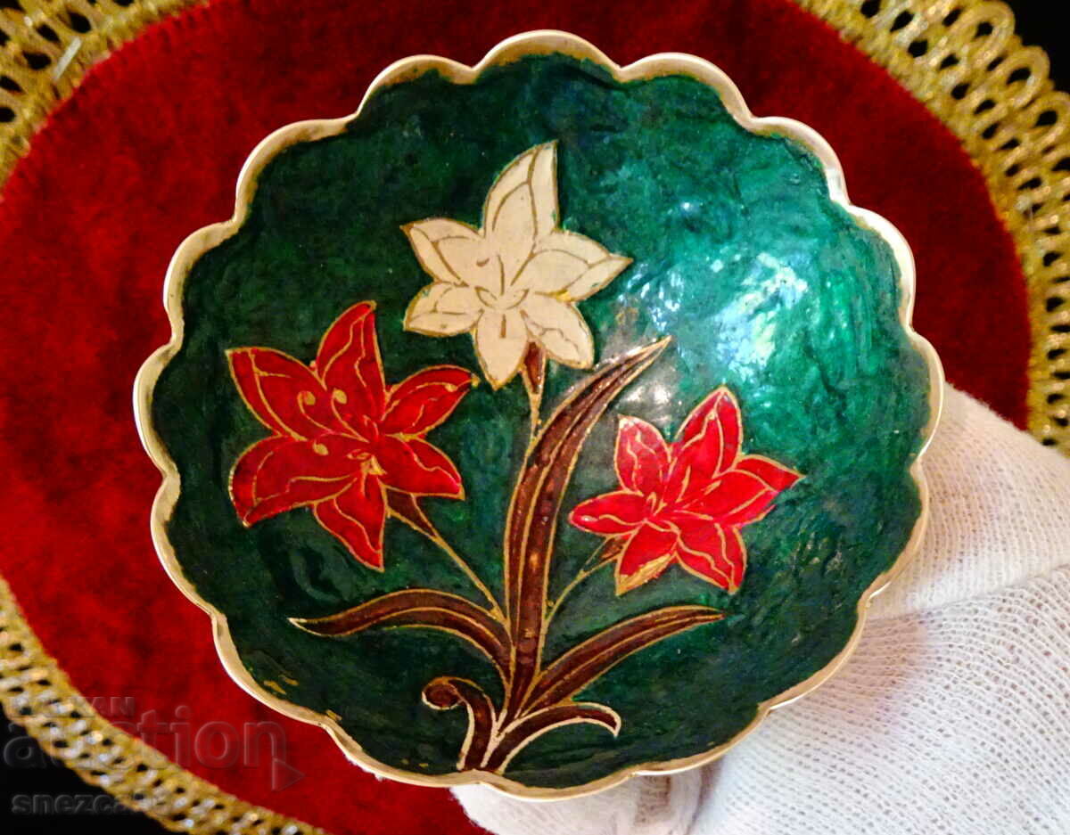 Bronze bowl, candy box with cellular enamel, green.