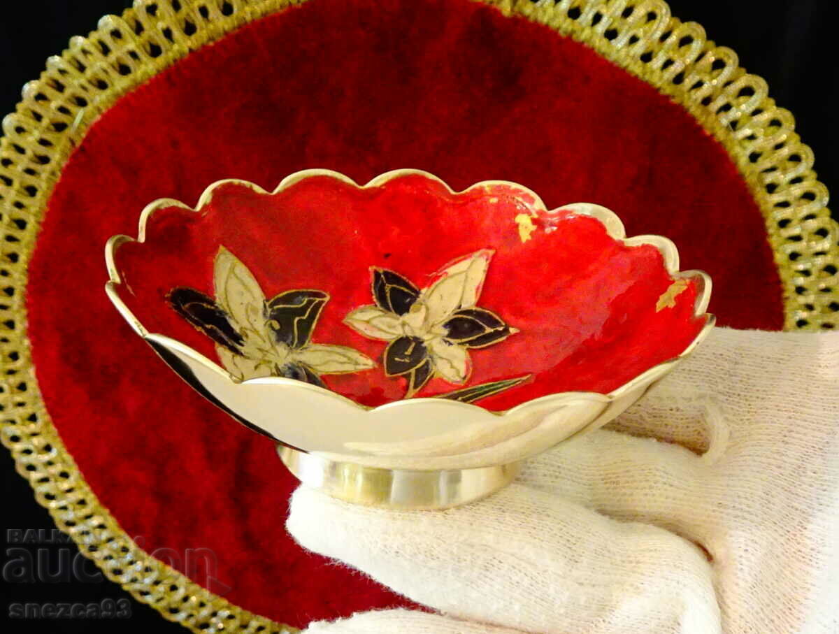 Bronze bowl, candy box with cellular enamel, red. with price 16.00 BGN | € 8.18 Bronze bowl, candy box with cellular enamel, red. with price 16.00 BGN | € 8.18