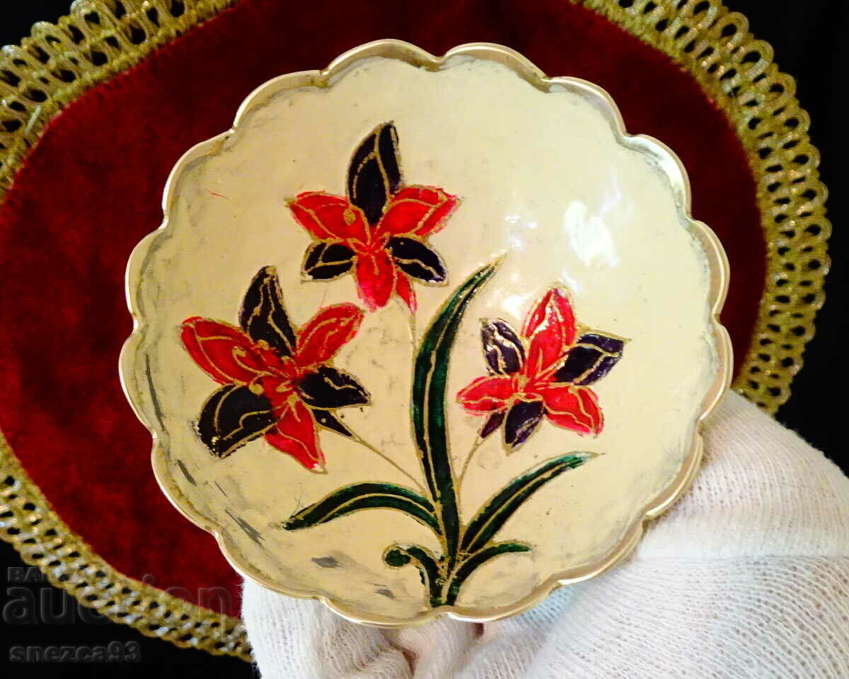 Delivery of Bronze bowls, candy boxes with cellular enamel, 2 pieces.