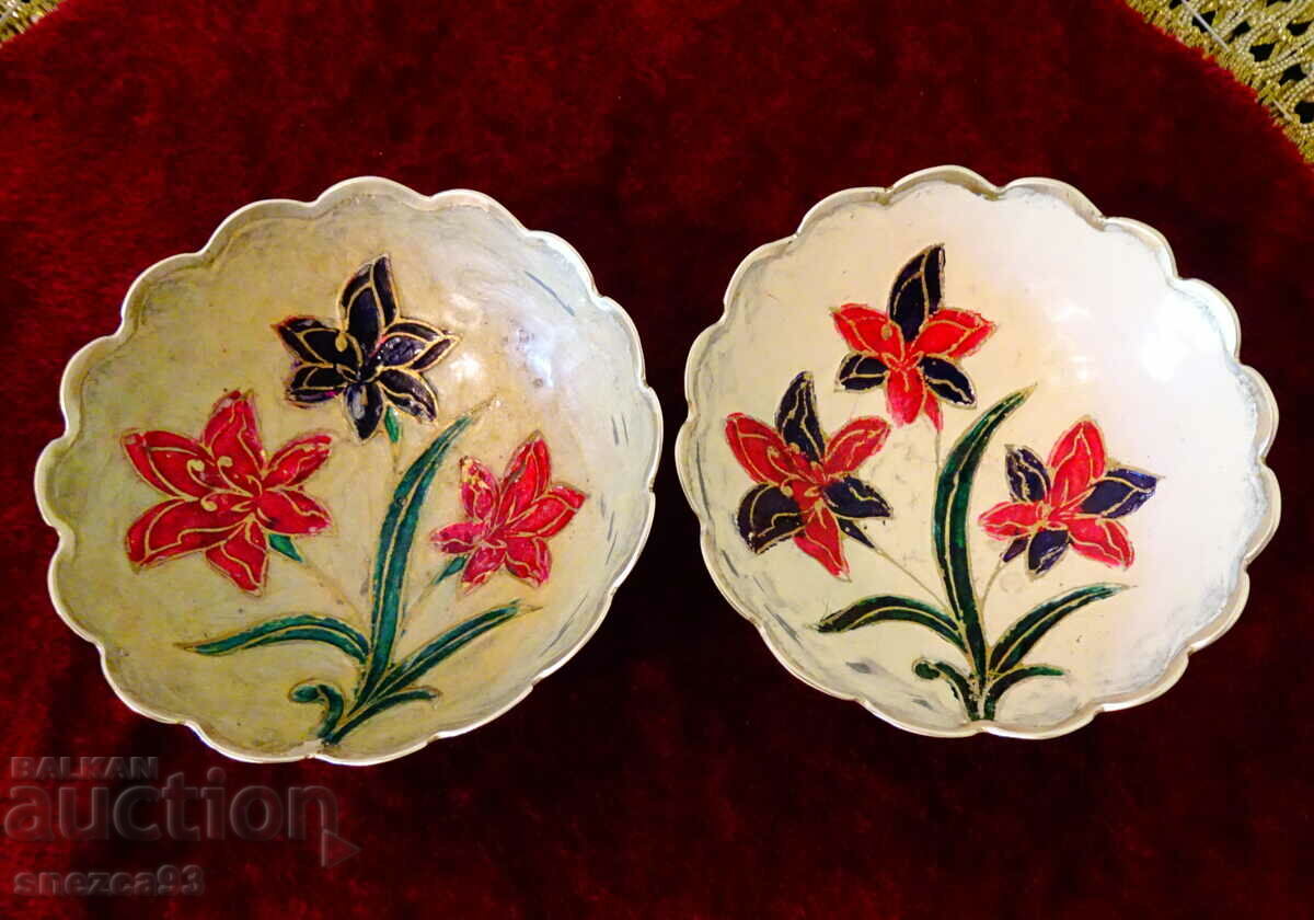 Bronze bowls, candy boxes with cellular enamel, 2 pieces.