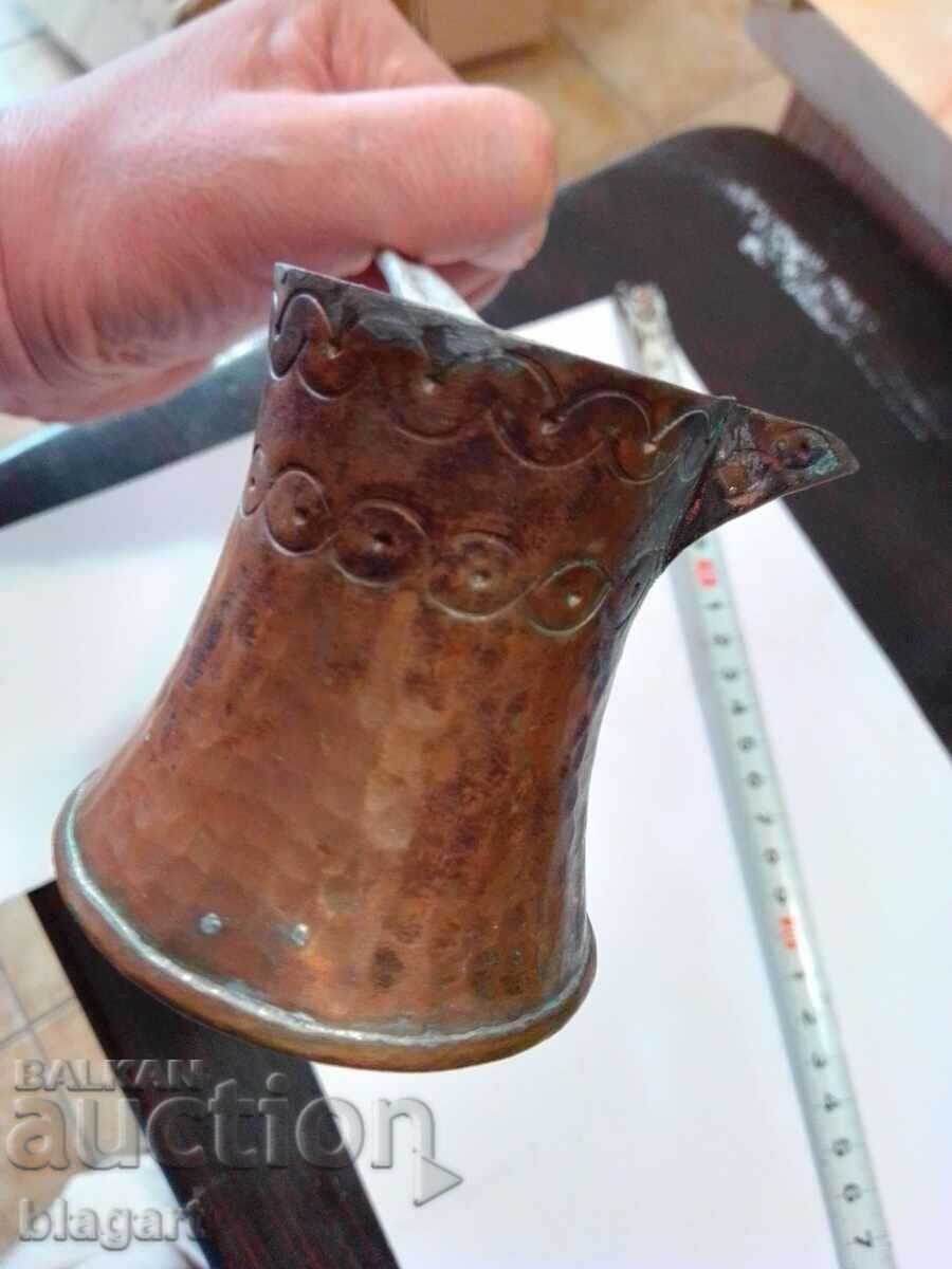 Licitație Mini oale de cafea Licitație Mini oale de cafea