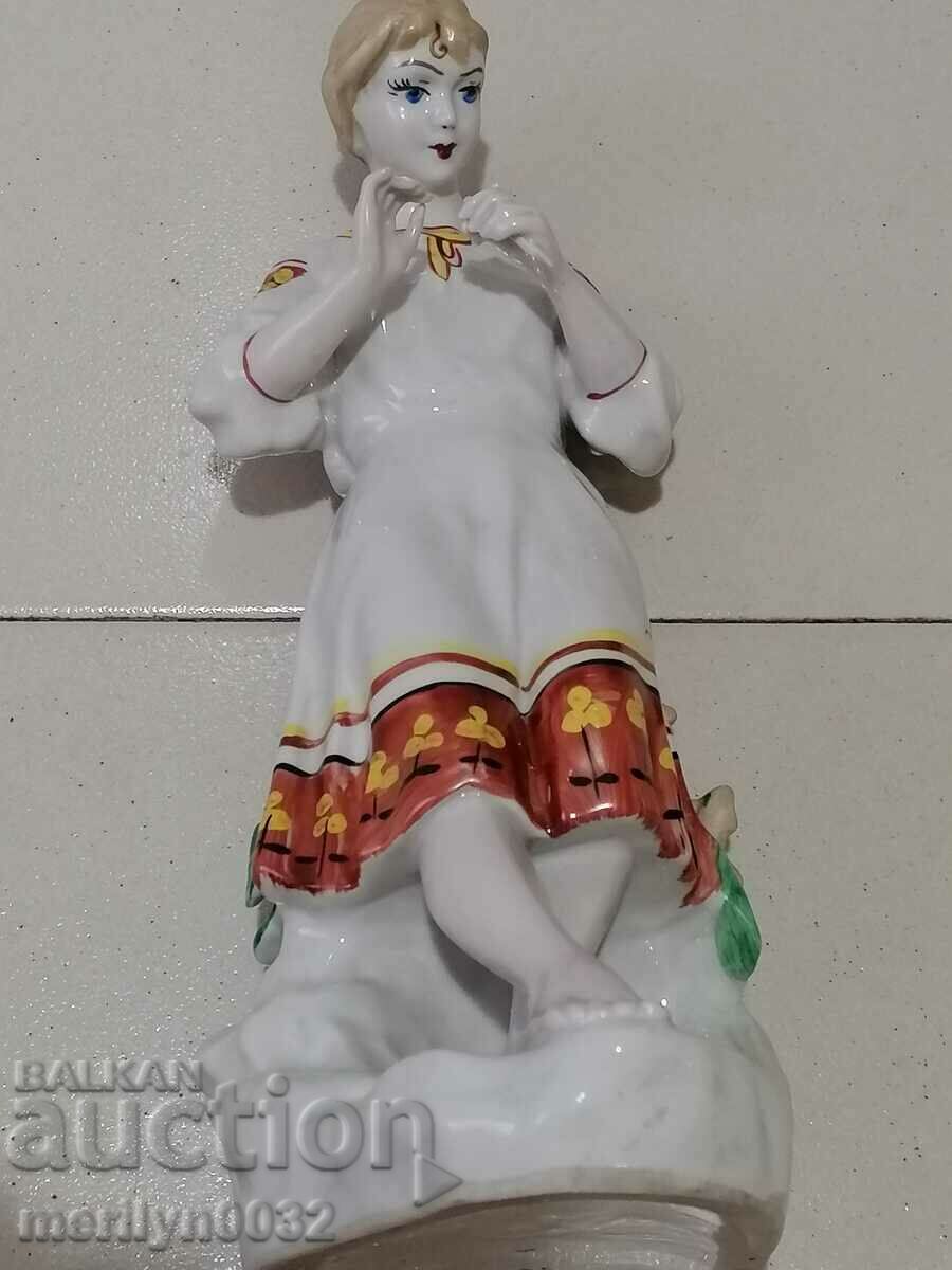 Auction Porcelain figure, sculpture, statuette, porcelain, USSR Auction Porcelain figure, sculpture, statuette, porcelain, USSR