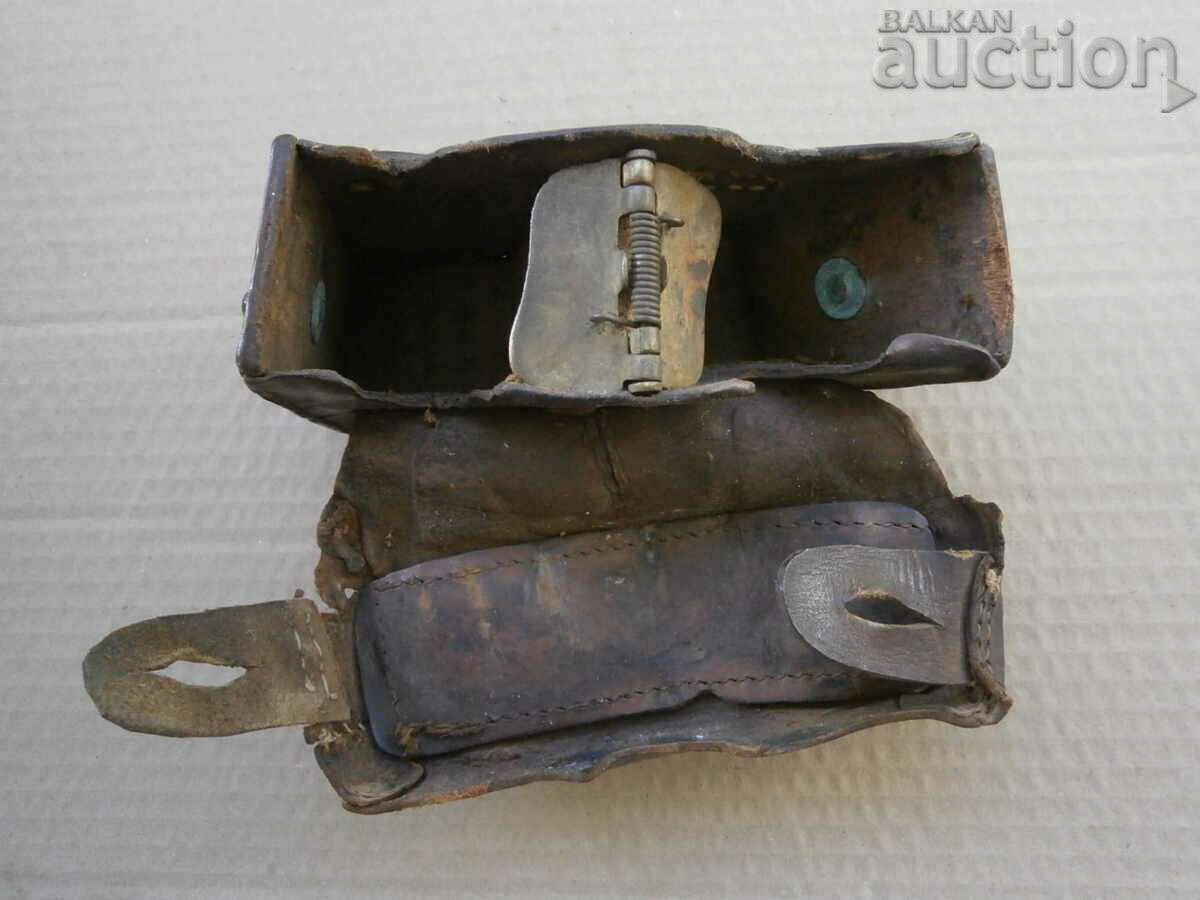 WW1 WWI M-88 Rifle Leather Flap - 6 WW1 WWI M-88 Rifle Leather Flap - 6