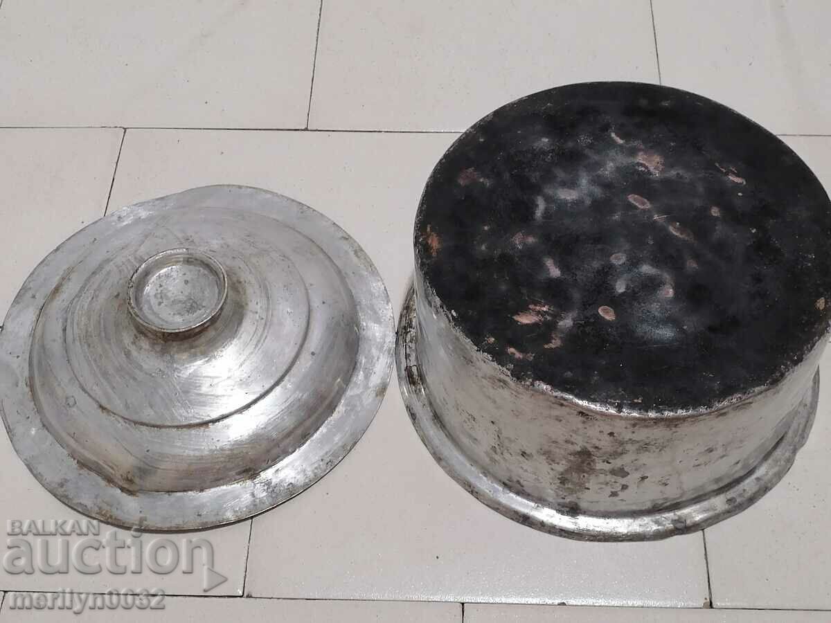 Auction Copper pot with lid, copper container Auction Copper pot with lid, copper container