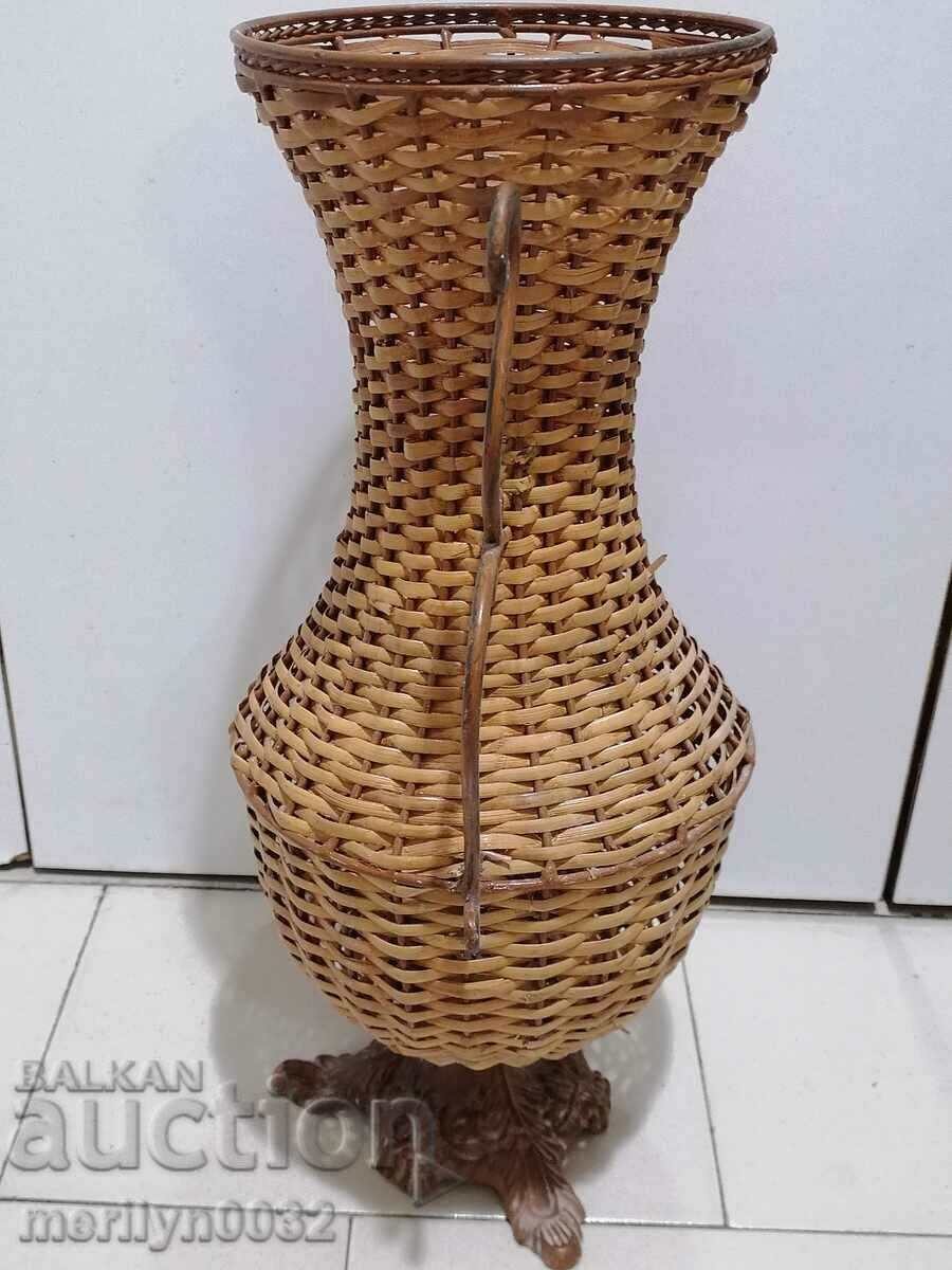 Vaza pentru flori uscate, metal cu Kamashite impletit cu preț 59.00 BGN | € 30.17 Vaza pentru flori uscate, metal cu Kamashite impletit cu preț 59.00 BGN | € 30.17