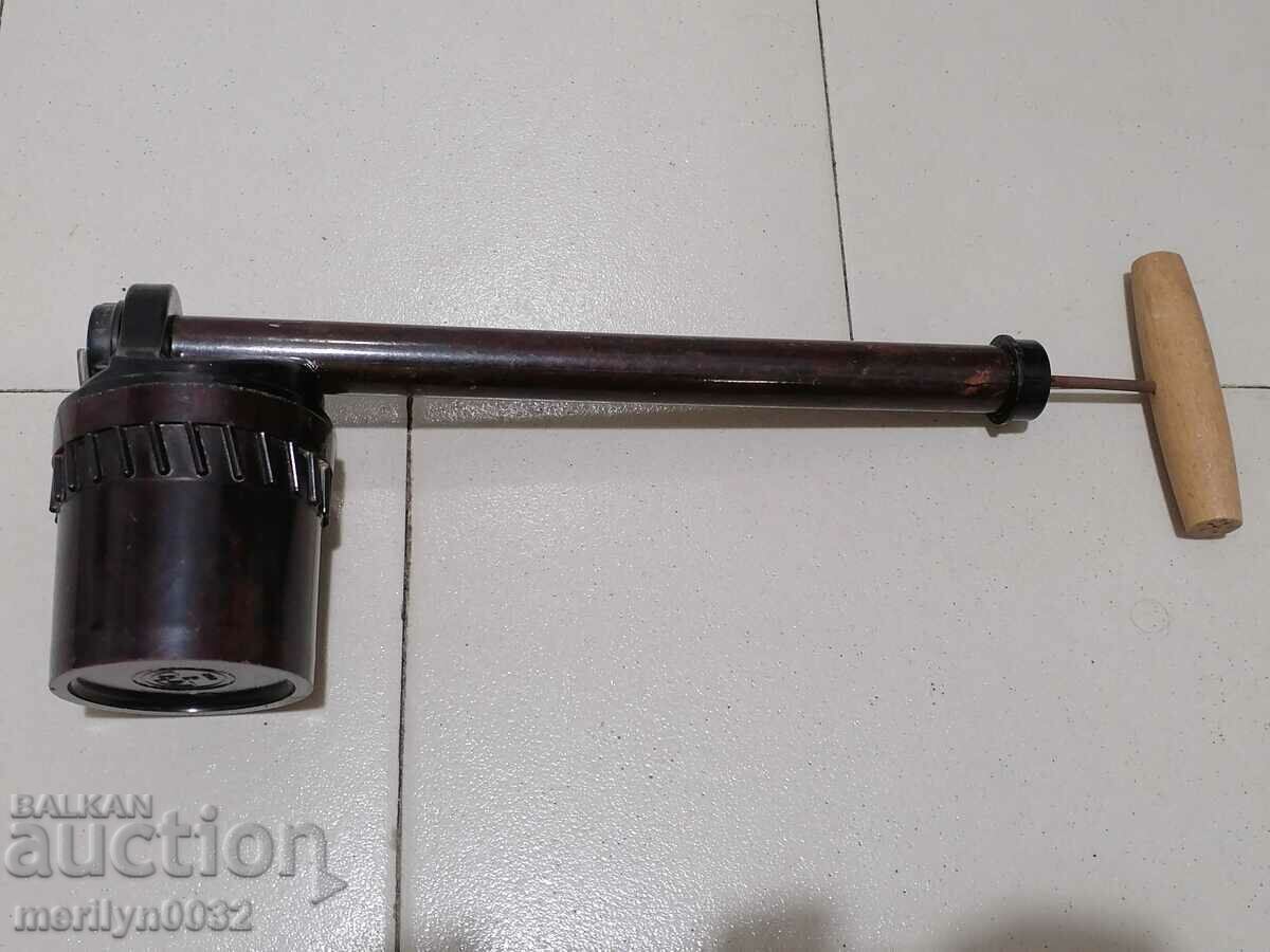 Bakelite GDR Air Freshener for Bees, Sprayer Bakelite GDR Air Freshener for Bees, Sprayer