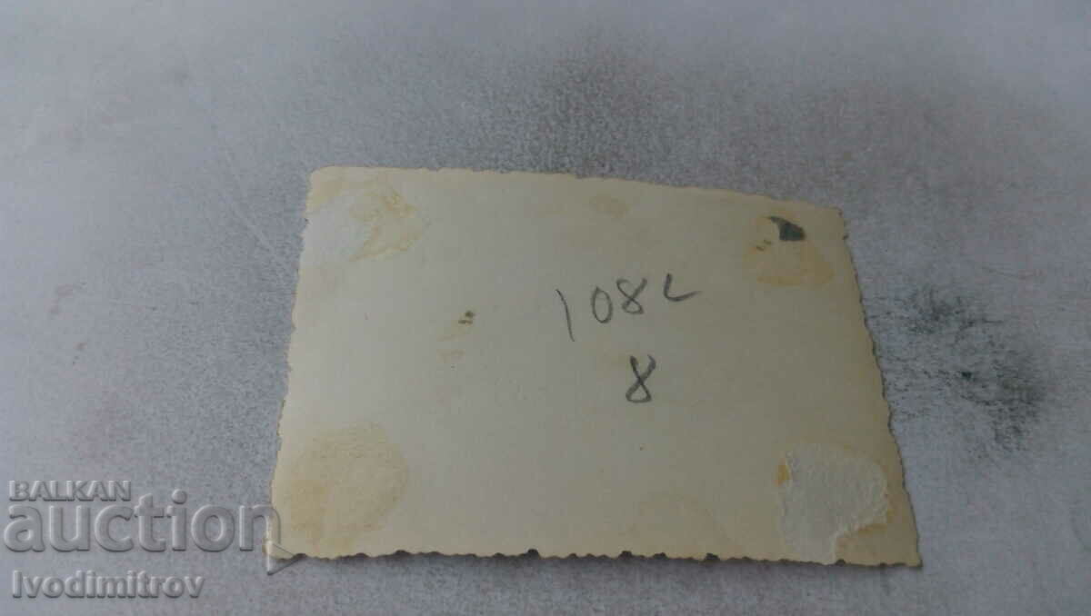 Photo Young men and women with a vintage jeep on a walk in the forest with price 2.35 BGN | € 1.20 Photo Young men and women with a vintage jeep on a walk in the forest with price 2.35 BGN | € 1.20