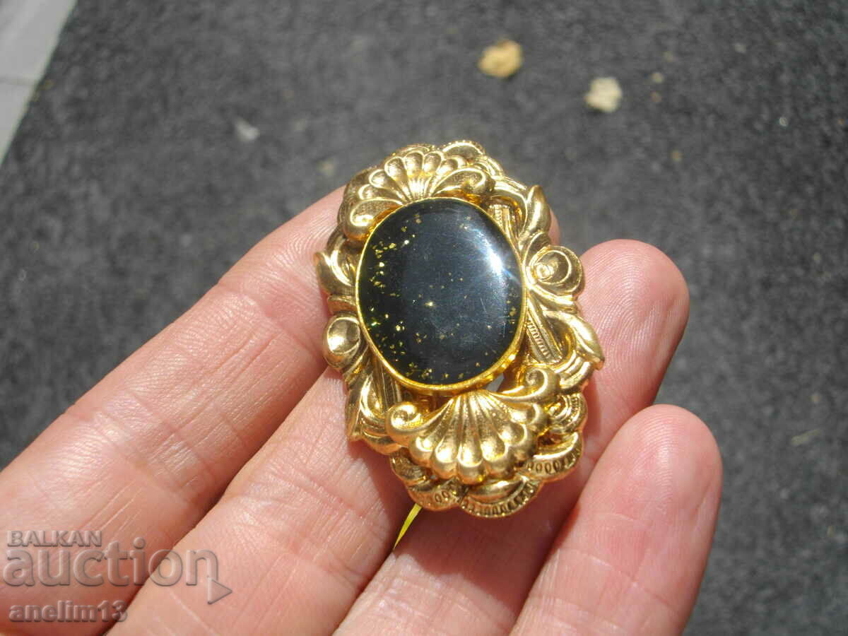 STARA BEAUTIFUL BROSHA with price 35.00 BGN | € 17.90 STARA BEAUTIFUL BROSHA with price 35.00 BGN | € 17.90