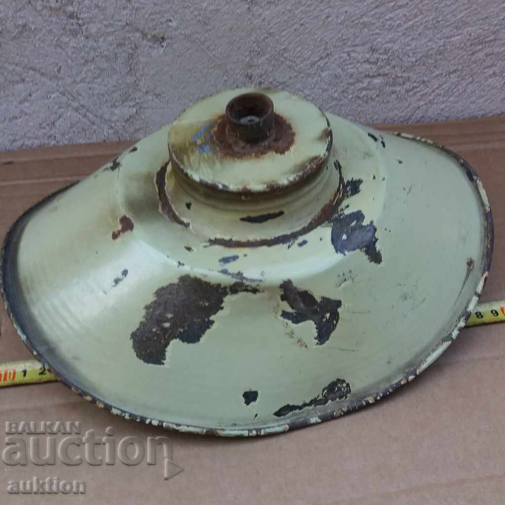 Auction ROYAL LAMP OF STREET LIGHTING - ENAMELED Auction ROYAL LAMP OF STREET LIGHTING - ENAMELED