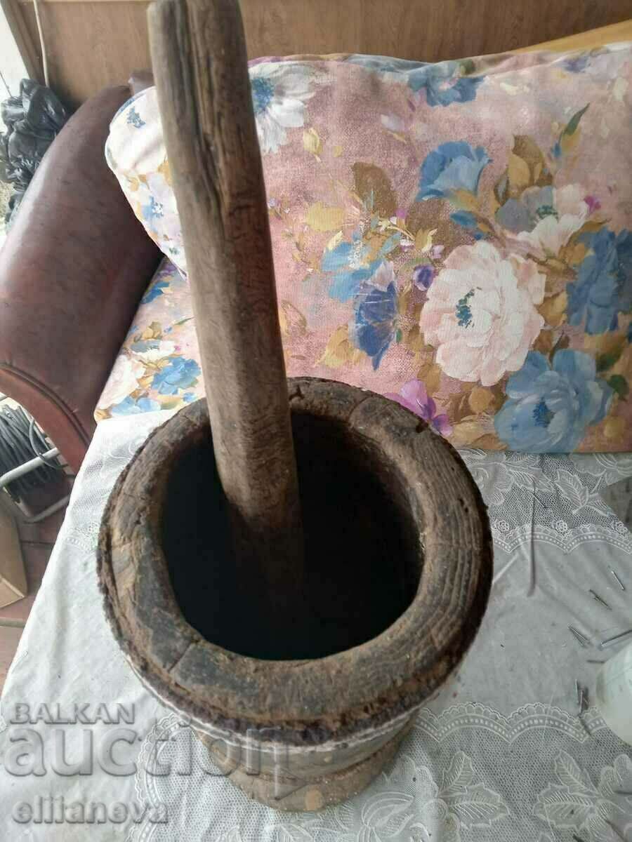 antique spice pounder with price 30.00 BGN | € 15.34 antique spice pounder with price 30.00 BGN | € 15.34