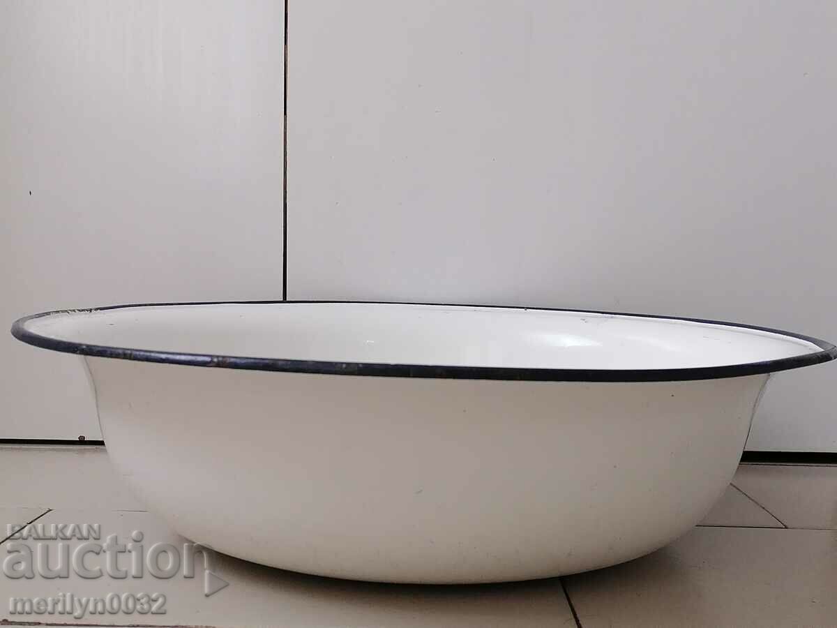 Enamelled basin Kolarovgrad trough, vessel with enamel with price 49.00 BGN | € 25.05 Enamelled basin Kolarovgrad trough, vessel with enamel with price 49.00 BGN | € 25.05