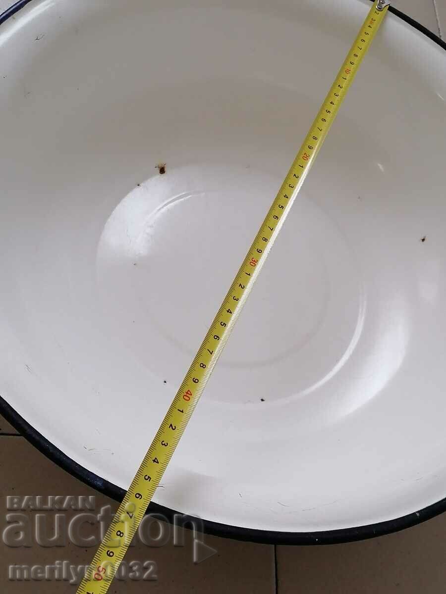 Auction Enamelled basin Kolarovgrad trough, vessel with enamel Auction Enamelled basin Kolarovgrad trough, vessel with enamel