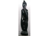 Африканска абстрактна скулптура - абанос дърворезба.