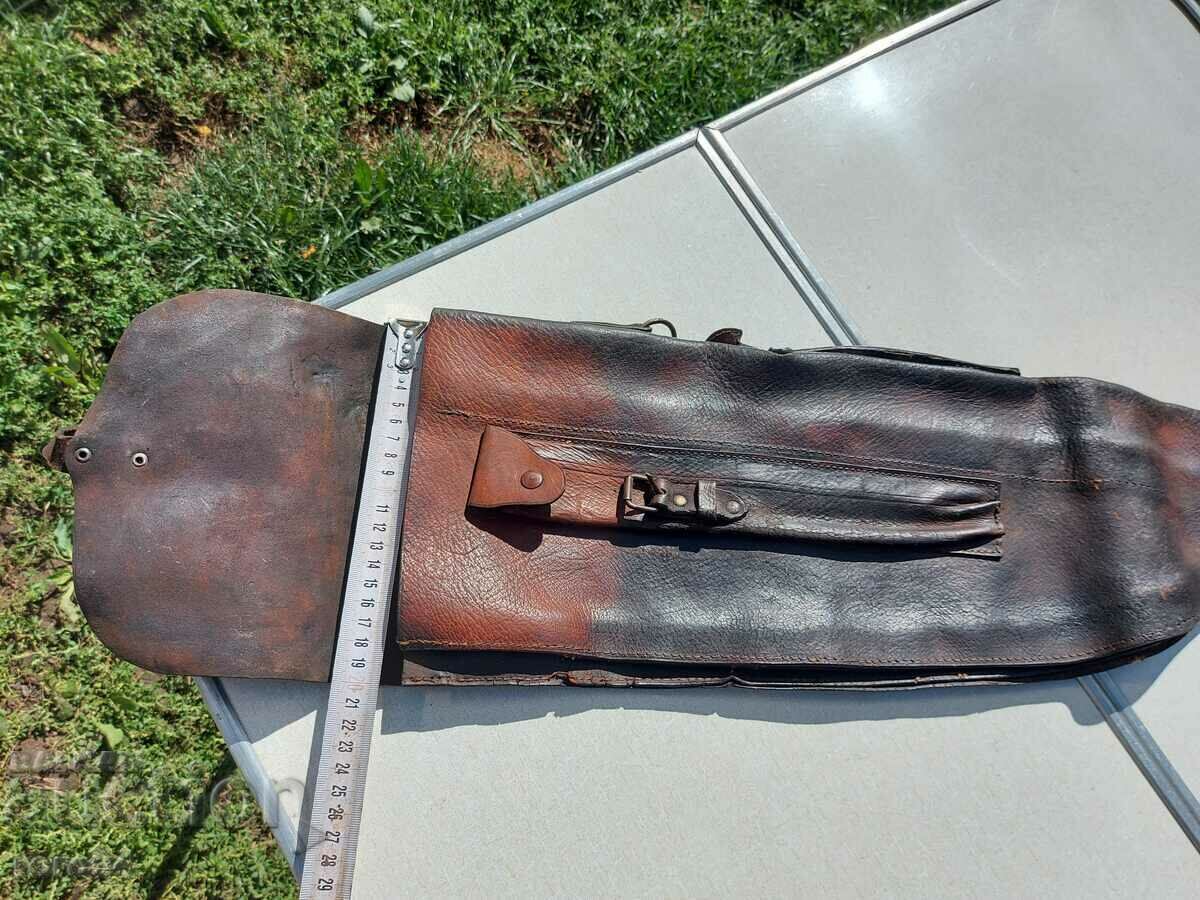 RIFLE CASE - LEATHER - WWII - 6 RIFLE CASE - LEATHER - WWII - 6