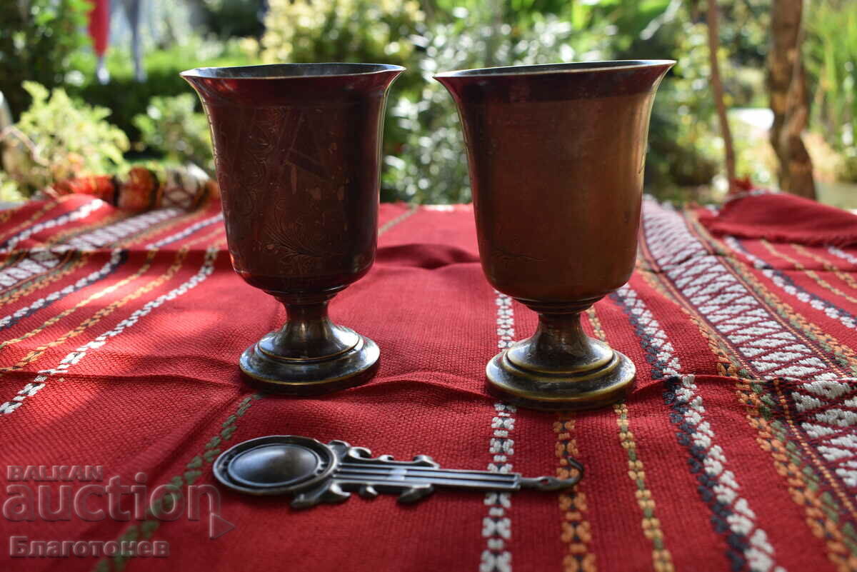 Παλαιά γερμανικά κύπελλα WMFM με τιμή 70.00 BGN | € 35.79 Παλαιά γερμανικά κύπελλα WMFM με τιμή 70.00 BGN | € 35.79