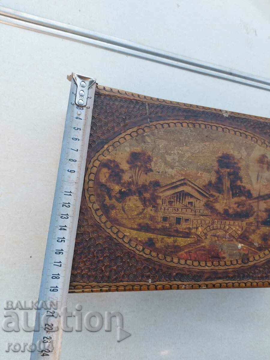 Auction  BOX - WOOD