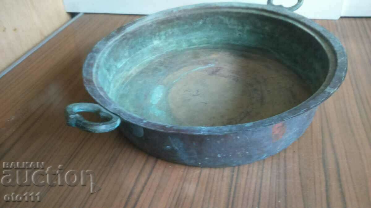 OLD COPPER HAND FORGED PAN - 1933, - 6 OLD COPPER HAND FORGED PAN - 1933, - 6
