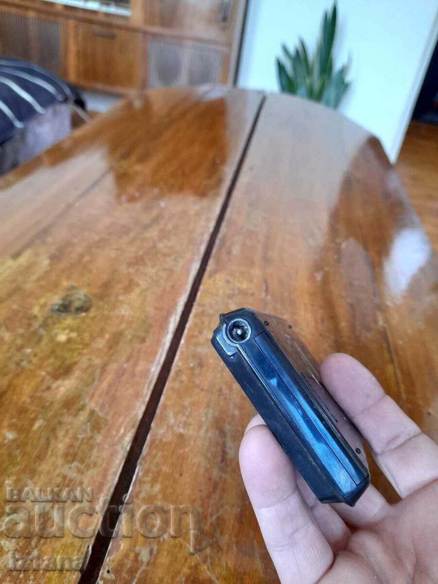 Παλιά αριθμομηχανή Silver Reed 81 - 5 Παλιά αριθμομηχανή Silver Reed 81 - 5