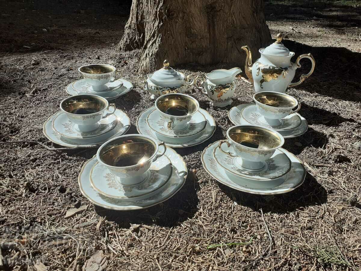 Porcelain service for coffee or tea 21 pieces gilding Unique - 5 Porcelain service for coffee or tea 21 pieces gilding Unique - 5