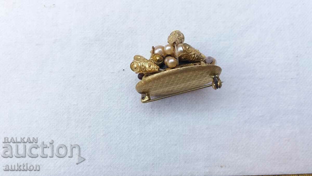 SOLID GOLD PLATED RENAISSANCE BROOCH - 5 SOLID GOLD PLATED RENAISSANCE BROOCH - 5