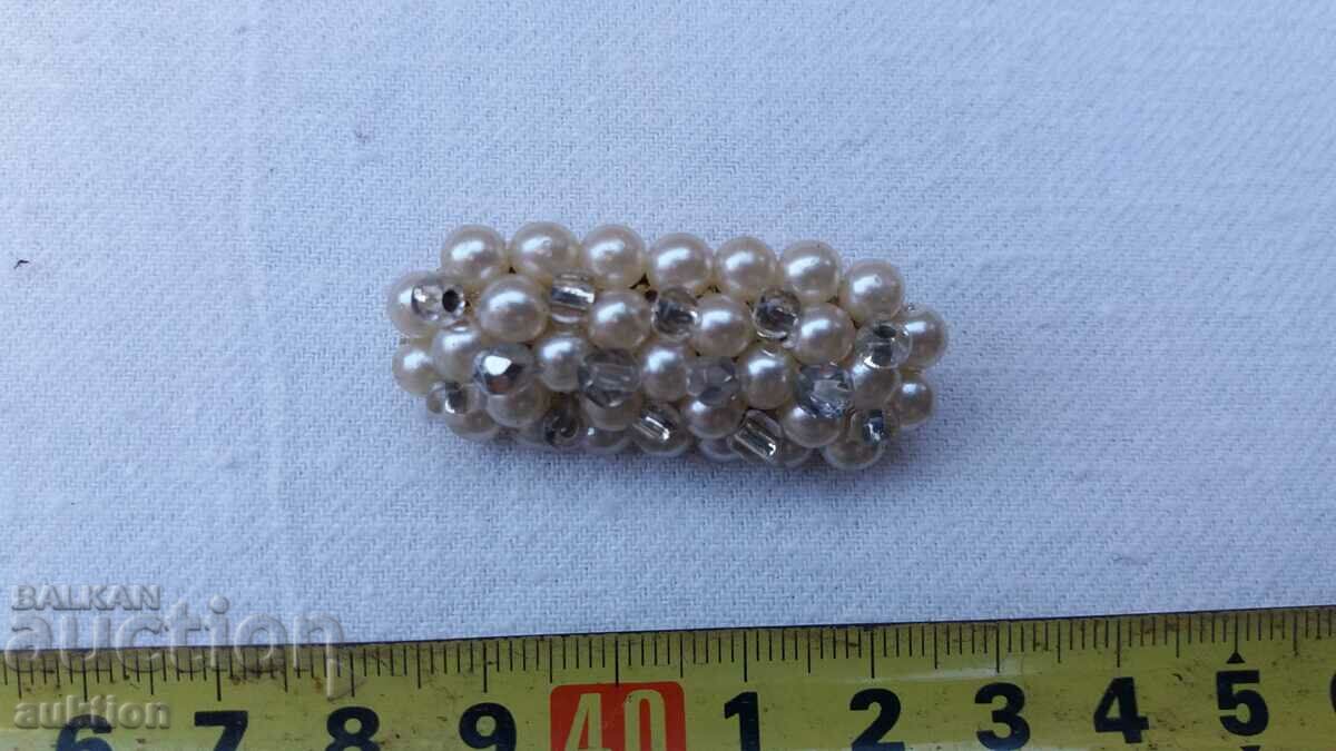 RENAISSANCE BROOCH WITH STONES AND PEARLS with price 9.99 BGN | € 5.11 RENAISSANCE BROOCH WITH STONES AND PEARLS with price 9.99 BGN | € 5.11