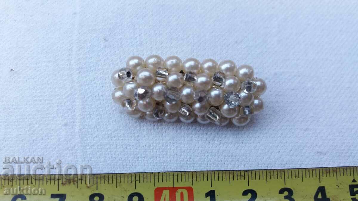 Auction RENAISSANCE BROOCH WITH STONES AND PEARLS Auction RENAISSANCE BROOCH WITH STONES AND PEARLS