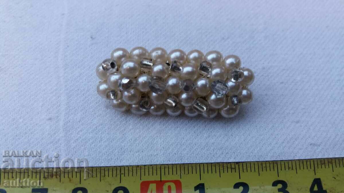 Delivery of RENAISSANCE BROOCH WITH STONES AND PEARLS Delivery of RENAISSANCE BROOCH WITH STONES AND PEARLS