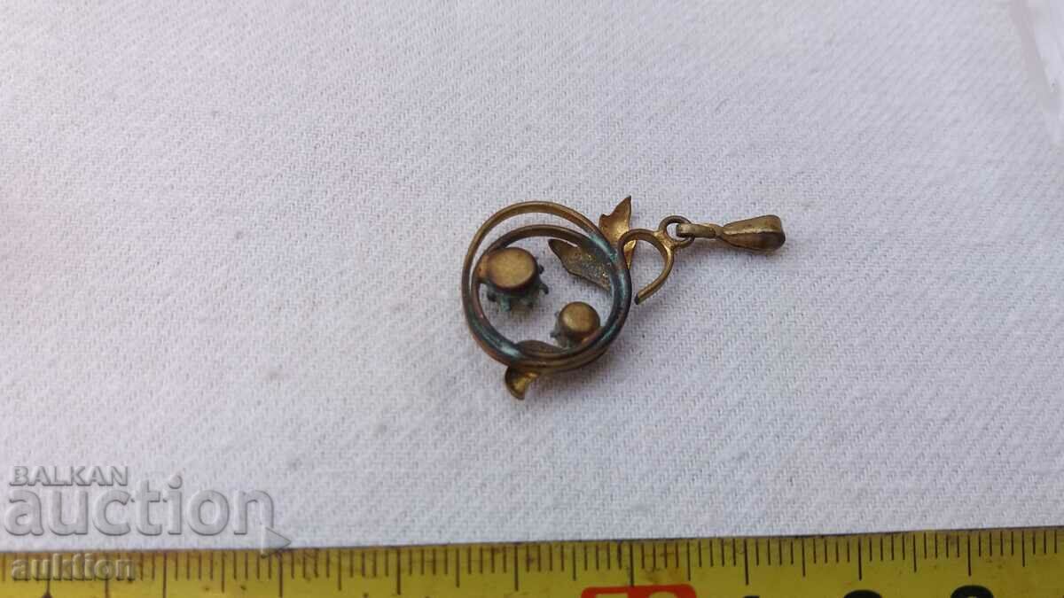 MACHINE GOLD PLATED RENAISSANCE JEWELRY PENDANT - 6 MACHINE GOLD PLATED RENAISSANCE JEWELRY PENDANT - 6