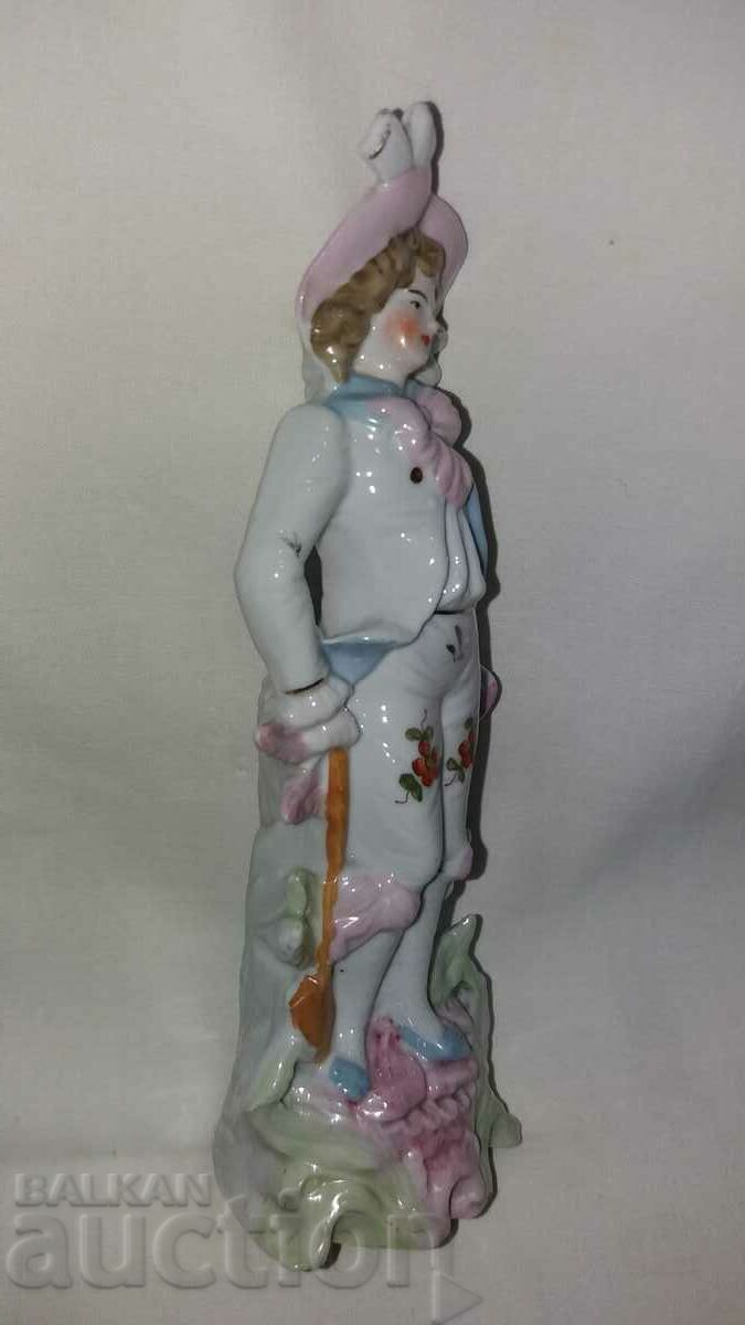 Auction Old porcelain plastic figure Auction Old porcelain plastic figure