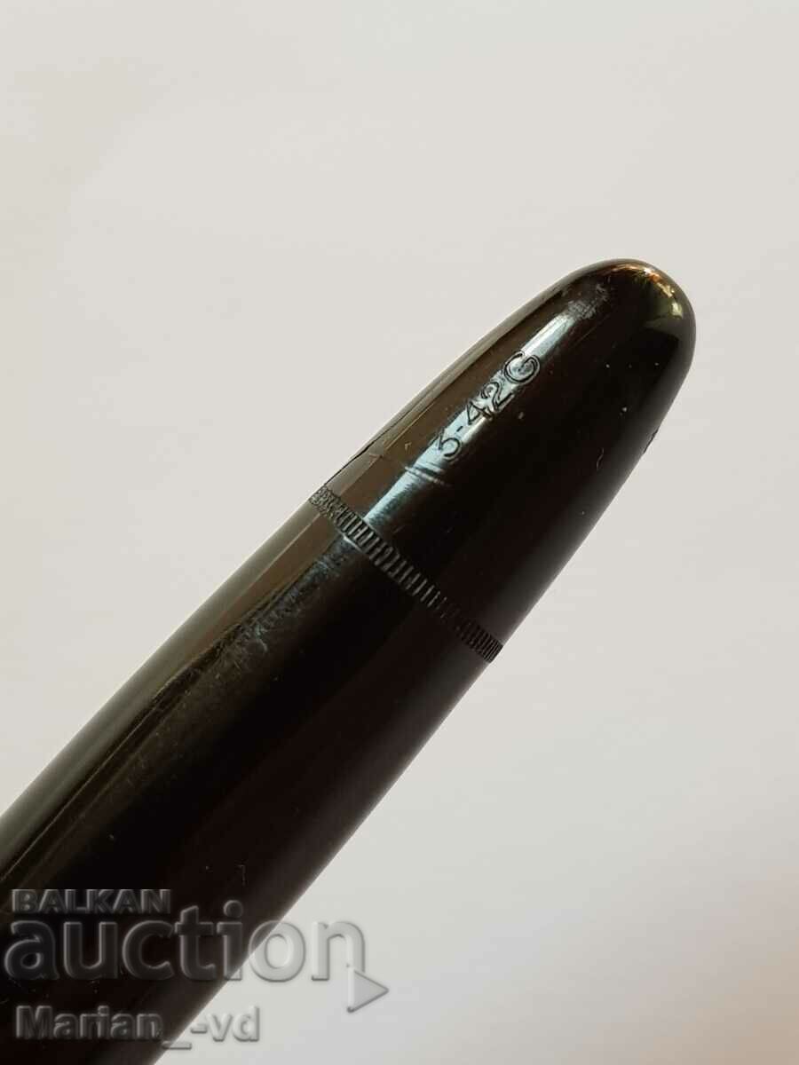 MONTBLANC 342 G fountain pen with 14 carat gold nib 1955 - 7