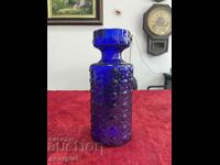 Релефна ваза от кобалтово стъкло. №2667