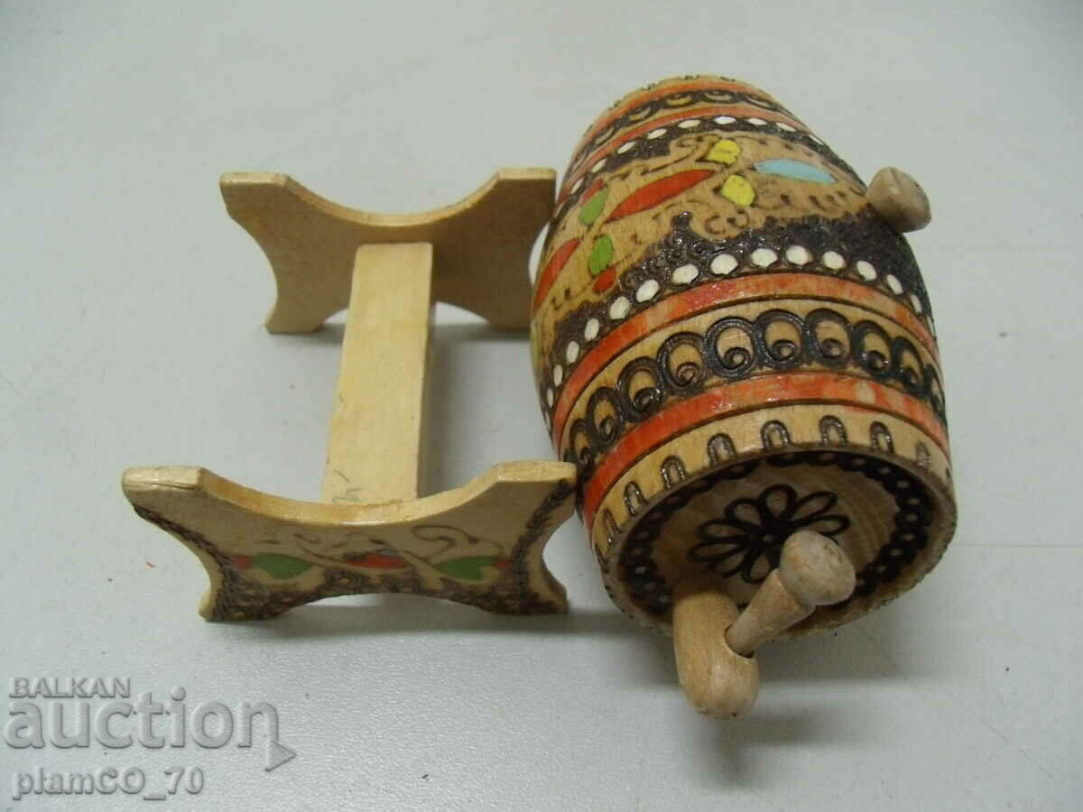 Delivery of No.*6540 old souvenir - a small decorative barrel Delivery of No.*6540 old souvenir - a small decorative barrel