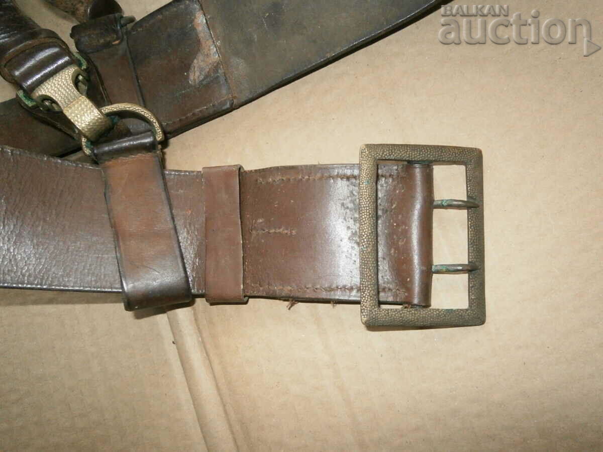 Auction  brown combat officer's belt with protube
