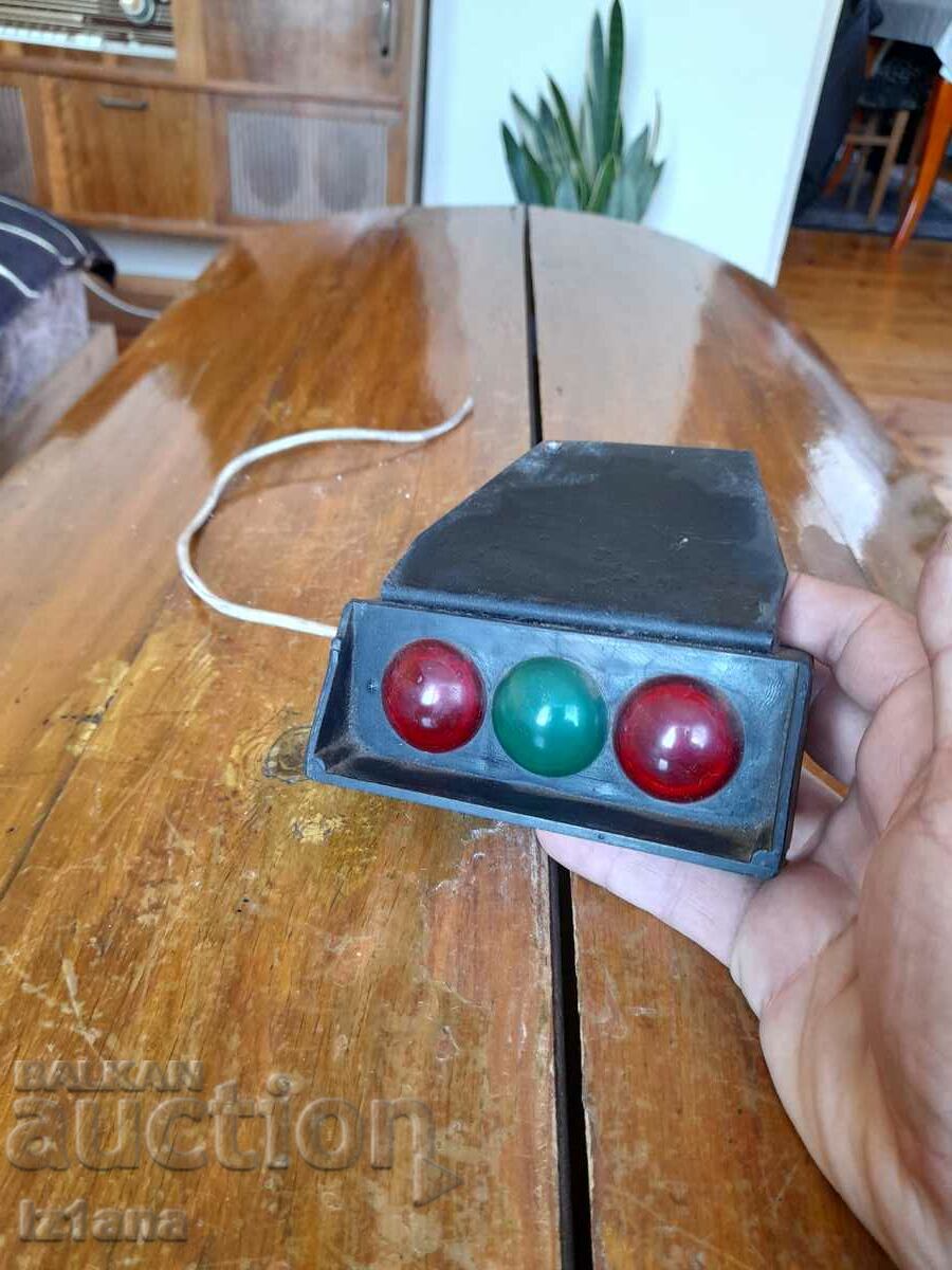 Old taxi signal with price 20.00 BGN | € 10.23