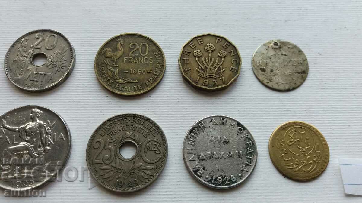 Delivery of COLLECTION OF 8 ROYAL FOREIGN COINS 1848-1950 Delivery of COLLECTION OF 8 ROYAL FOREIGN COINS 1848-1950