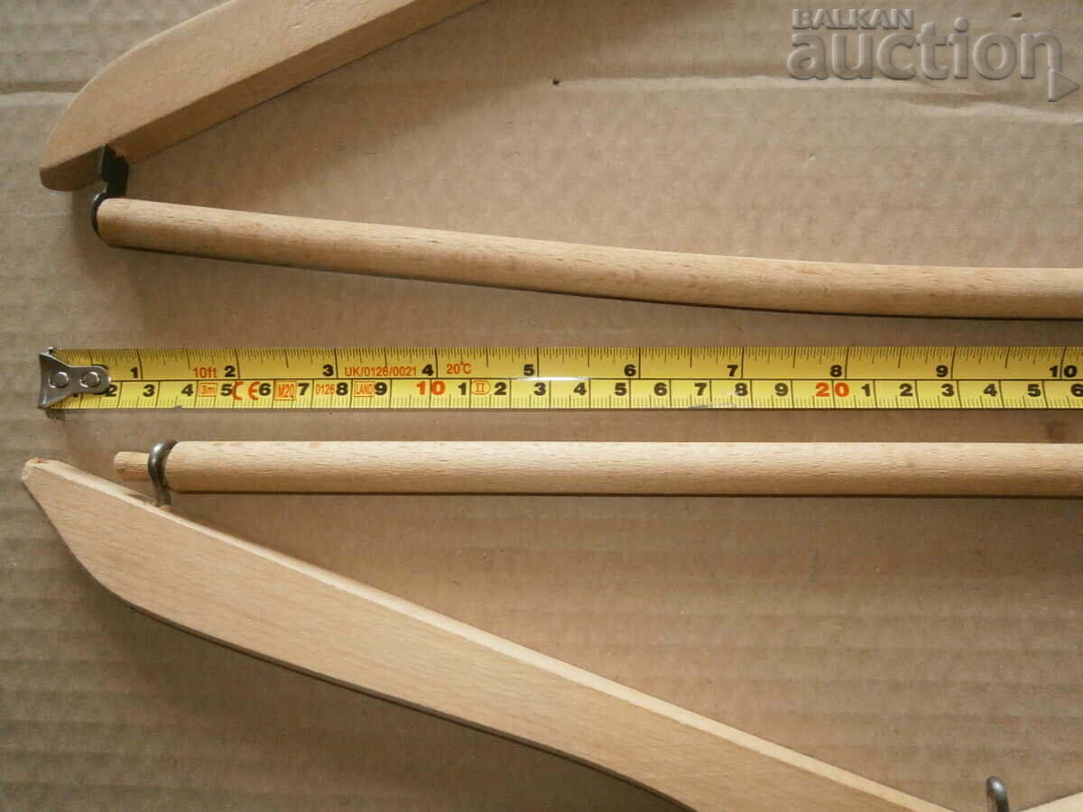 Delivery of antique primitive clothes hangers retro vintage Delivery of antique primitive clothes hangers retro vintage