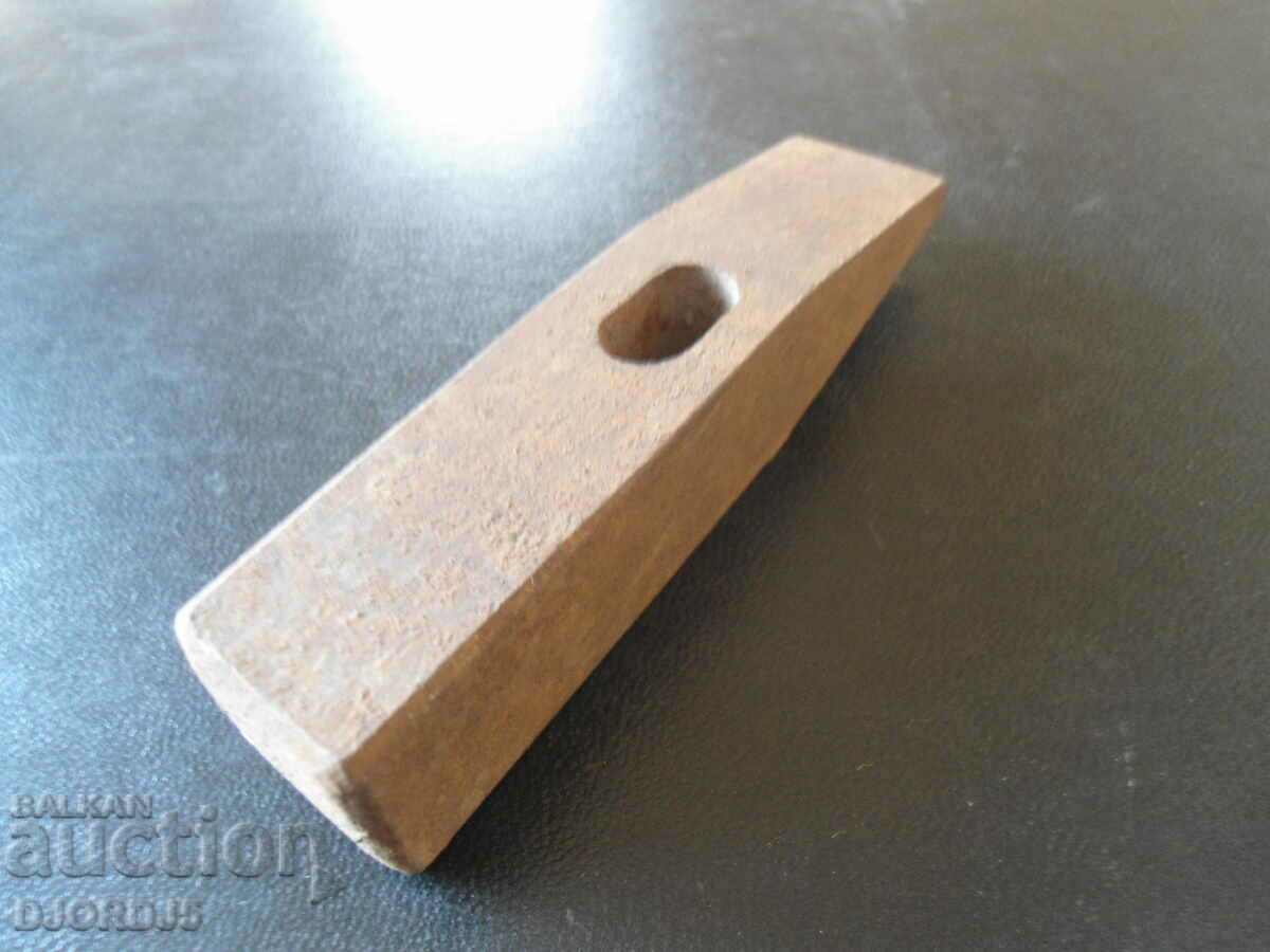 An old hammer with price 4.00 BGN | € 2.05 An old hammer with price 4.00 BGN | € 2.05
