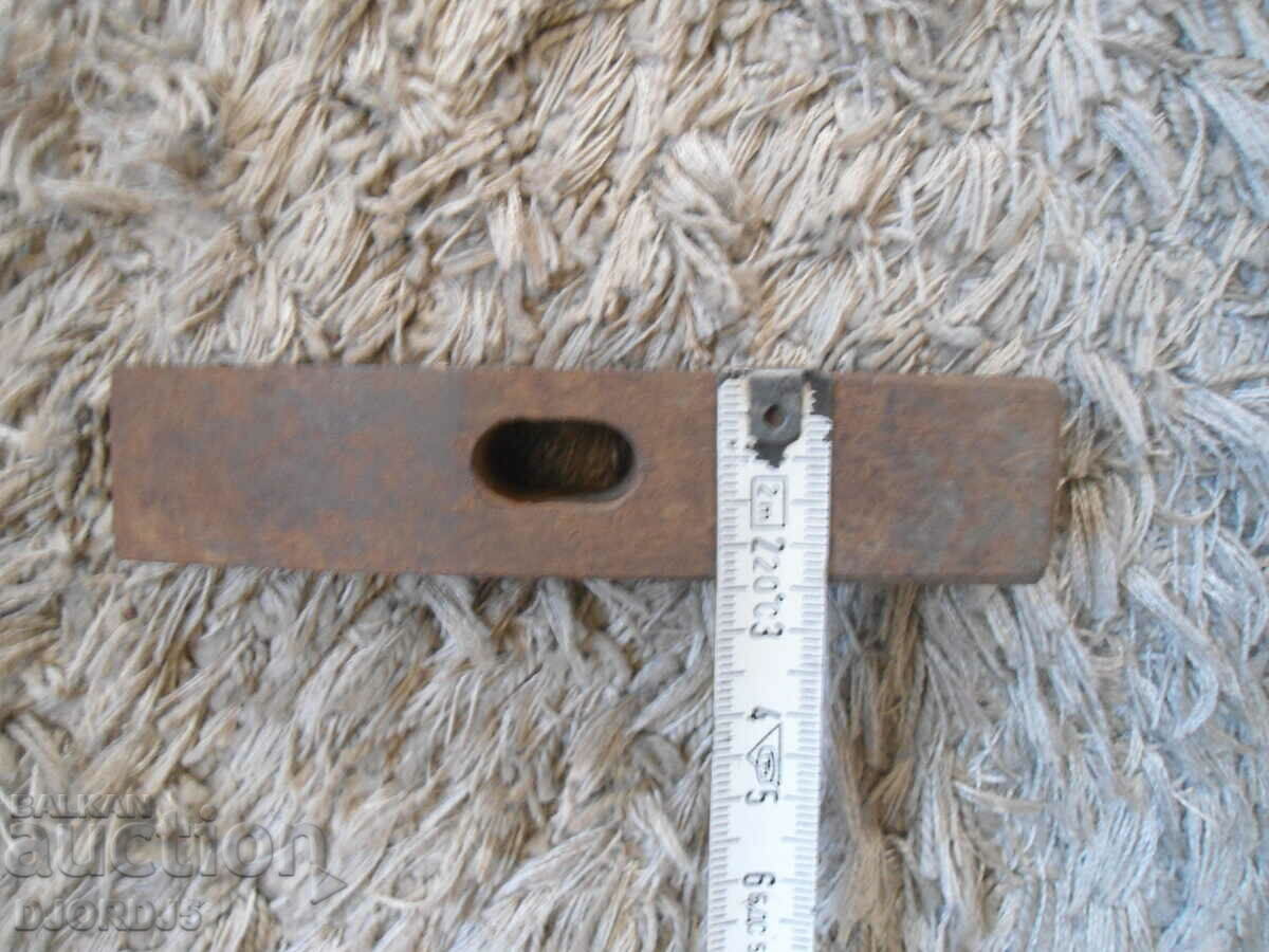 Delivery of An old hammer Delivery of An old hammer