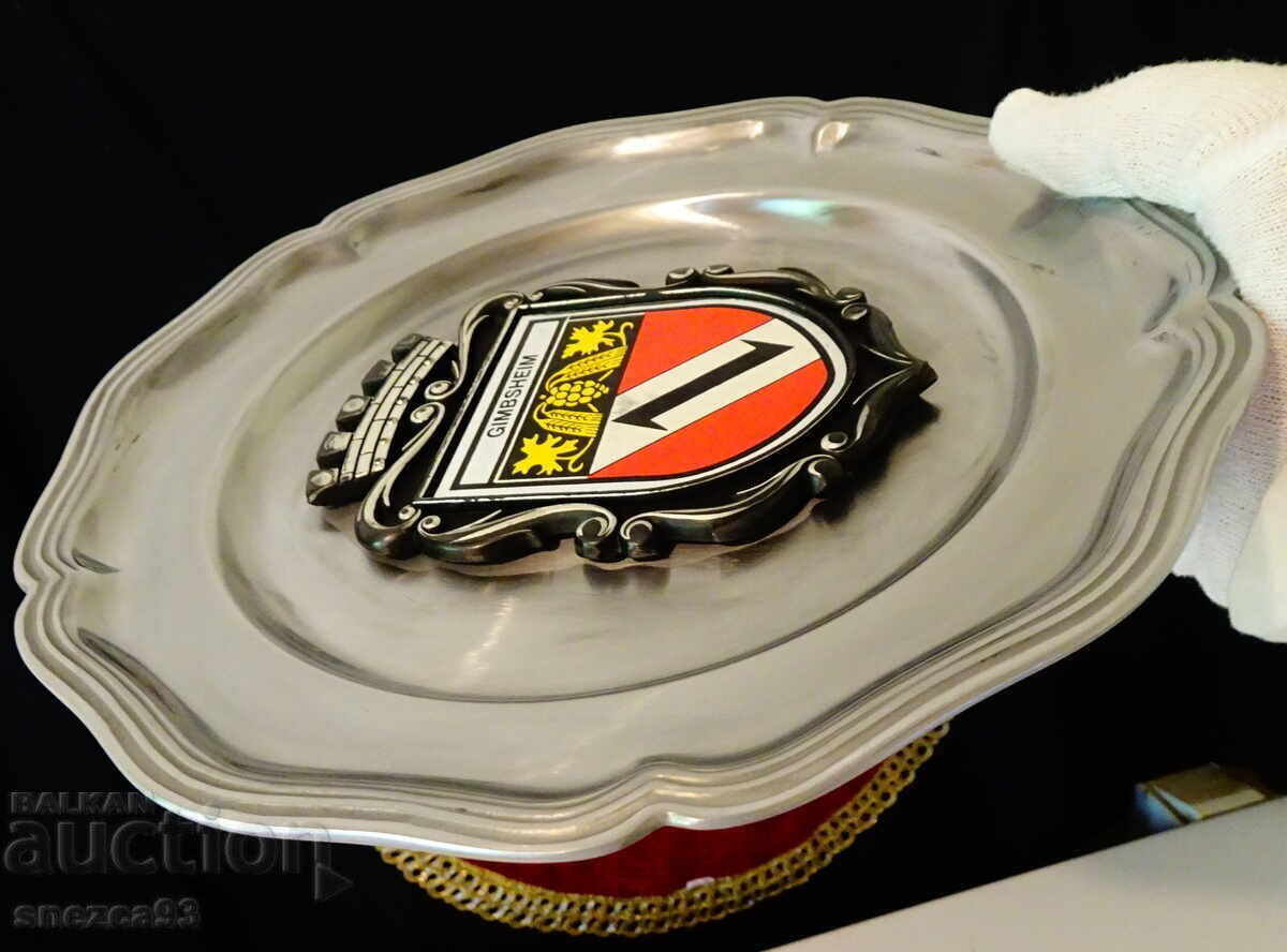 Delivery of Wall plate, pewter panel with the coat of arms of Gimbsheim