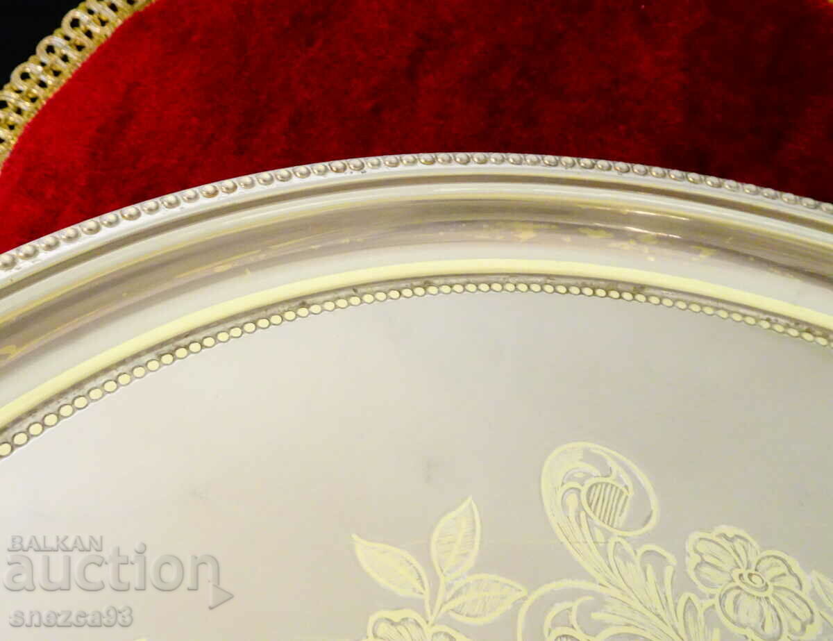 Аукцион WMF посребрен поднос от бронз,барок. Аукцион WMF посребрен поднос от бронз,барок.