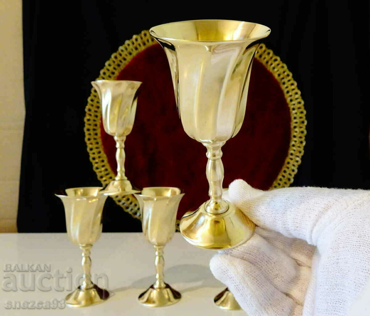 Bronze glasses for brandy, multi-walled, 4 pcs. with price 99.00 BGN | € 50.62 Bronze glasses for brandy, multi-walled, 4 pcs. with price 99.00 BGN | € 50.62