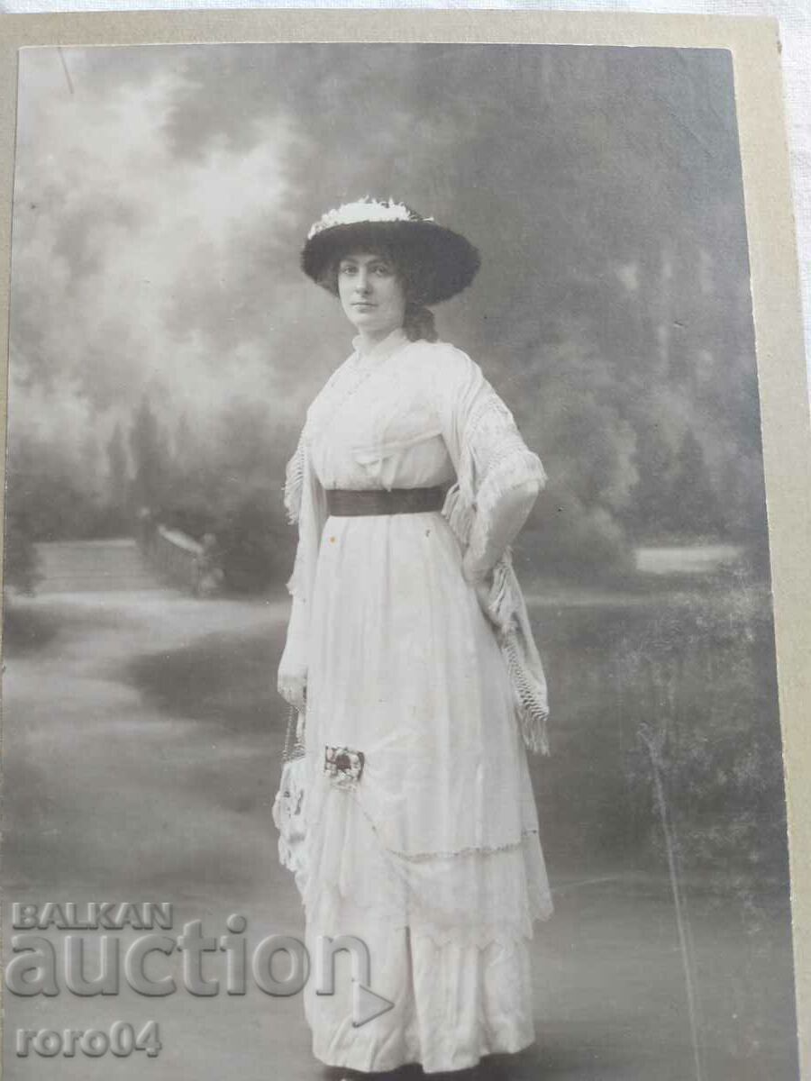 Φωτογραφία Cie Americaine * LYON * με τιμή 35.00 BGN | € 17.90 Φωτογραφία Cie Americaine * LYON * με τιμή 35.00 BGN | € 17.90