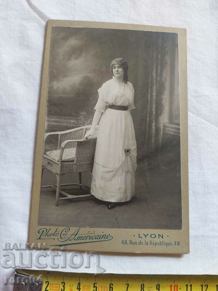 Delivery of Photo Cie Americaine * LYON * Delivery of Photo Cie Americaine * LYON *