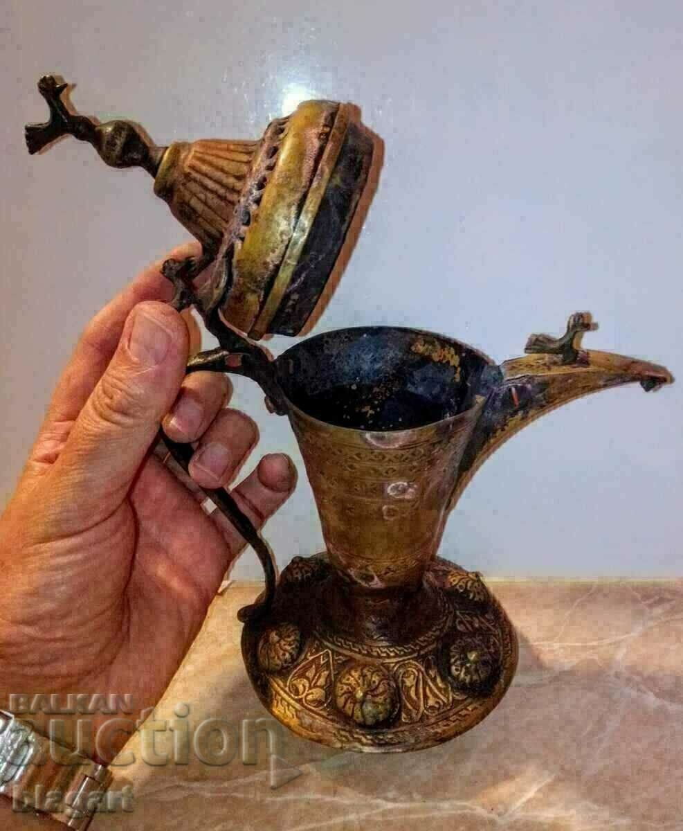 Ориенталско джезве за кафе -месинг с цена 190.00 лв. | € 97.15 Ориенталско джезве за кафе -месинг с цена 190.00 лв. | € 97.15