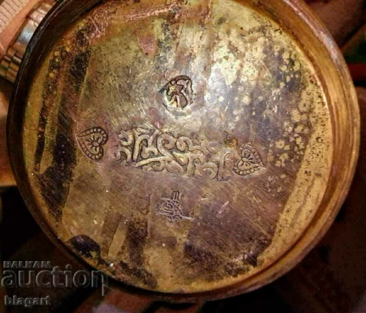 Аукцион Ориенталско джезве за кафе -месинг Аукцион Ориенталско джезве за кафе -месинг