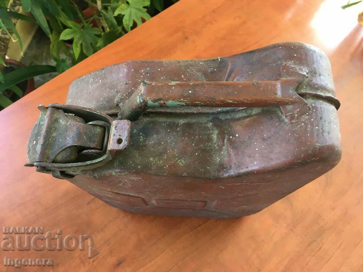 MILITARY METAL TUBE FROM SOCA 10 LITERS PETROL PETROL - 5 MILITARY METAL TUBE FROM SOCA 10 LITERS PETROL PETROL - 5