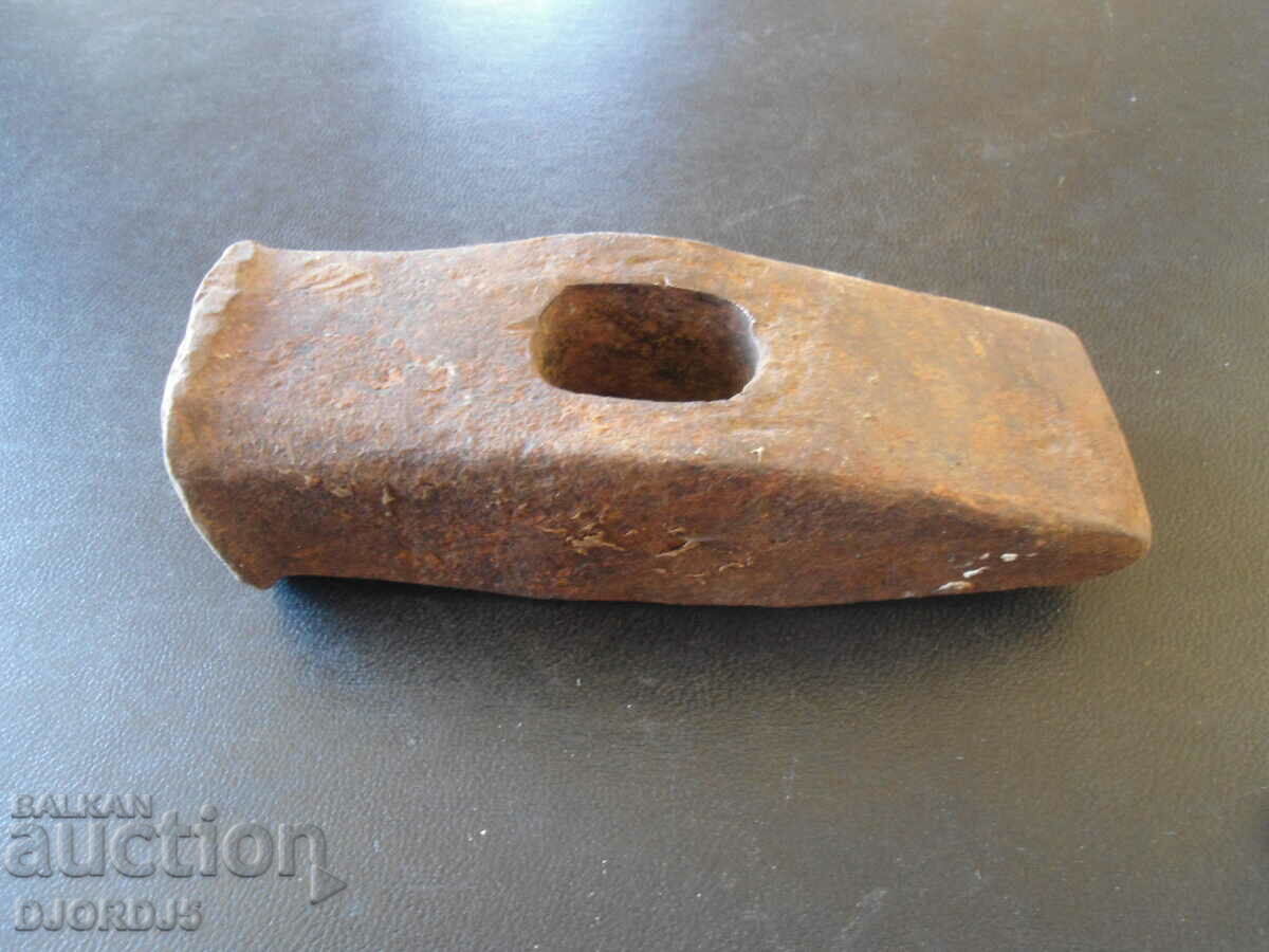 Auction  Star hammer