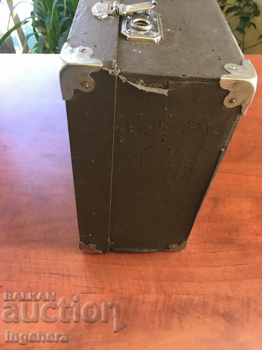 SUITCASE BOX WOOD ZIPPER FROM MK- 13 MICROPHONE - 7 SUITCASE BOX WOOD ZIPPER FROM MK- 13 MICROPHONE - 7