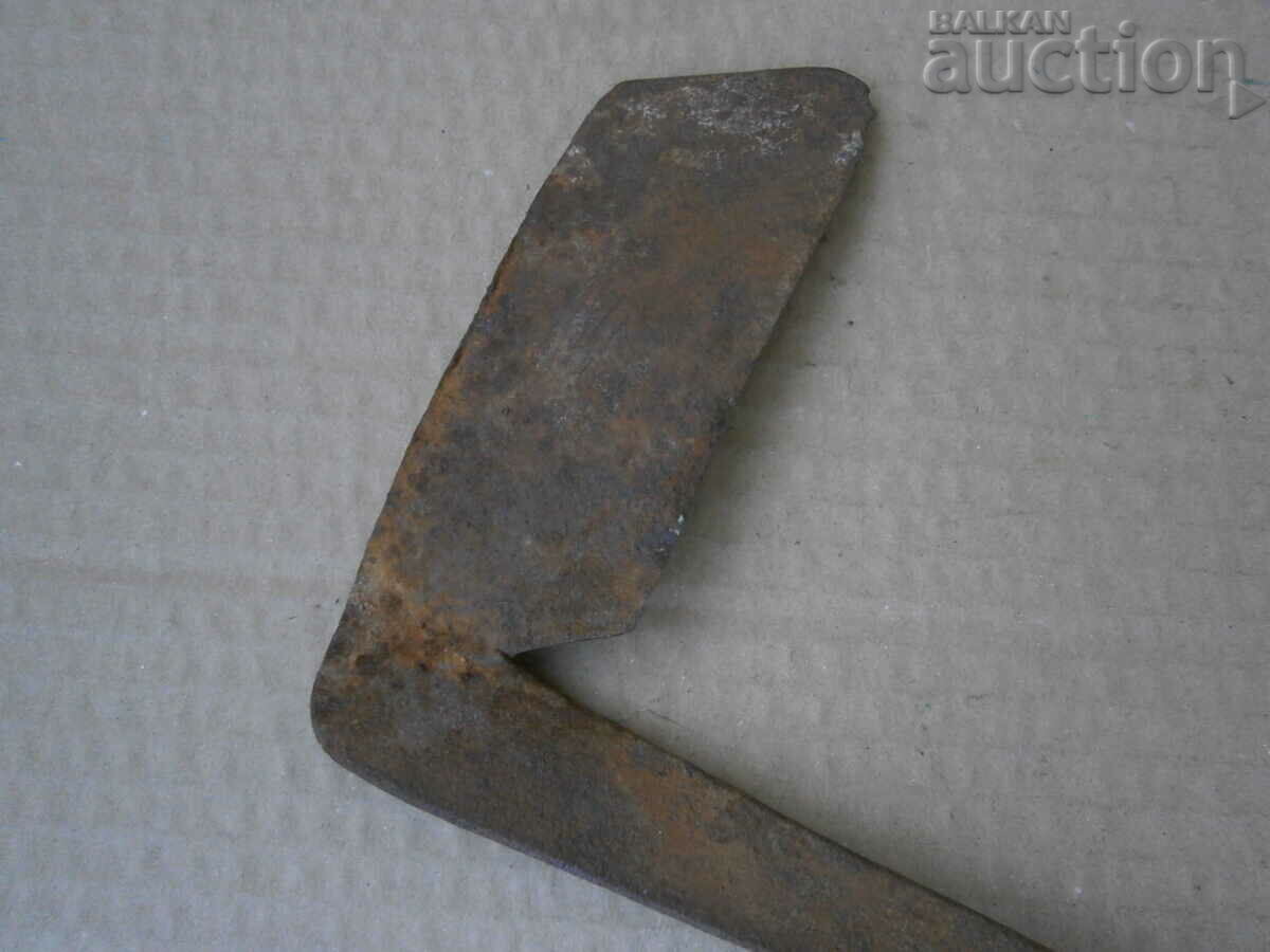 Delivery of old primitive tool nalbantine horseman Delivery of old primitive tool nalbantine horseman