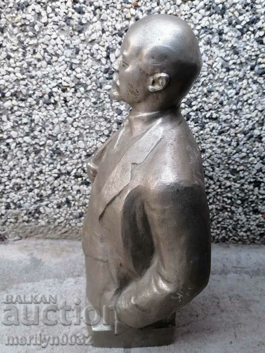 Auction Aluminum bust of Lenin, figure, sculpture, statuette Auction Aluminum bust of Lenin, figure, sculpture, statuette